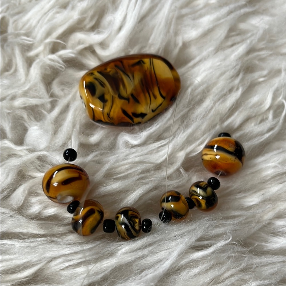 NWOT handmade Tiger Stripe Lampwork beads